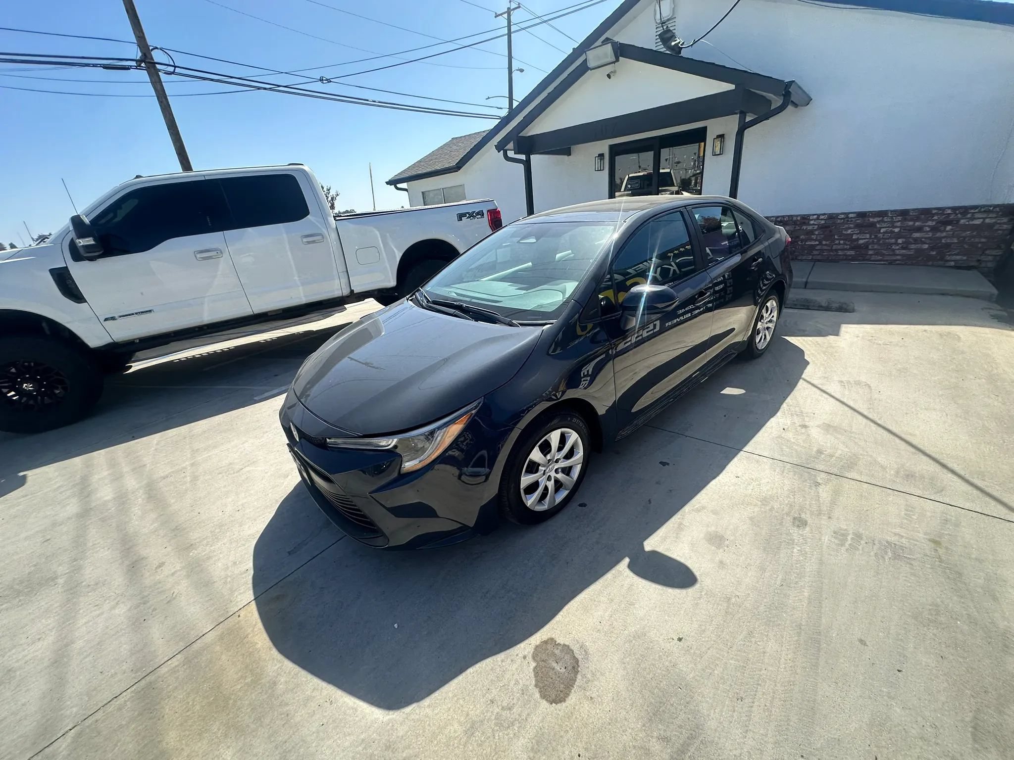 Used 2026 Toyota Corolla LE FWD image 15
