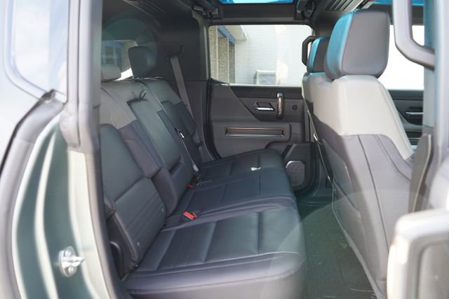 Used 2024 GMC Hummer EV 3X w/ LPO, Illumination Package image 82