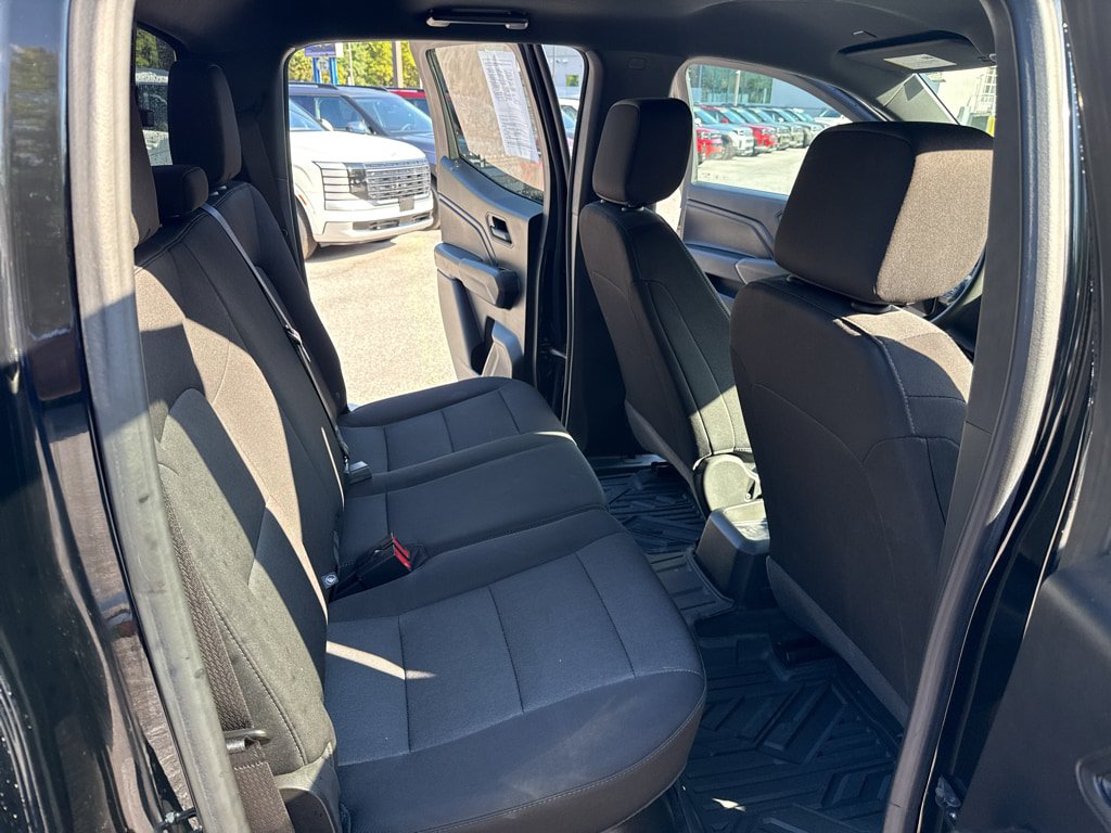 Used 2023 Chevrolet Colorado W/T w/ WT Convenience Package II AWD/4WD image 15