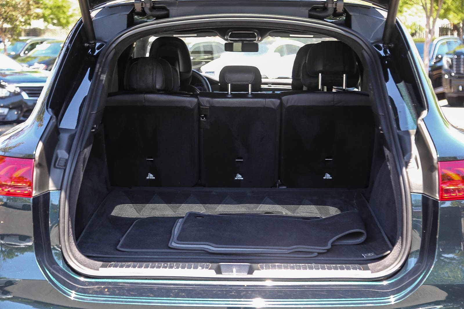 Certified 2023 Mercedes-Benz EQS 580 4MATIC SUV image 24