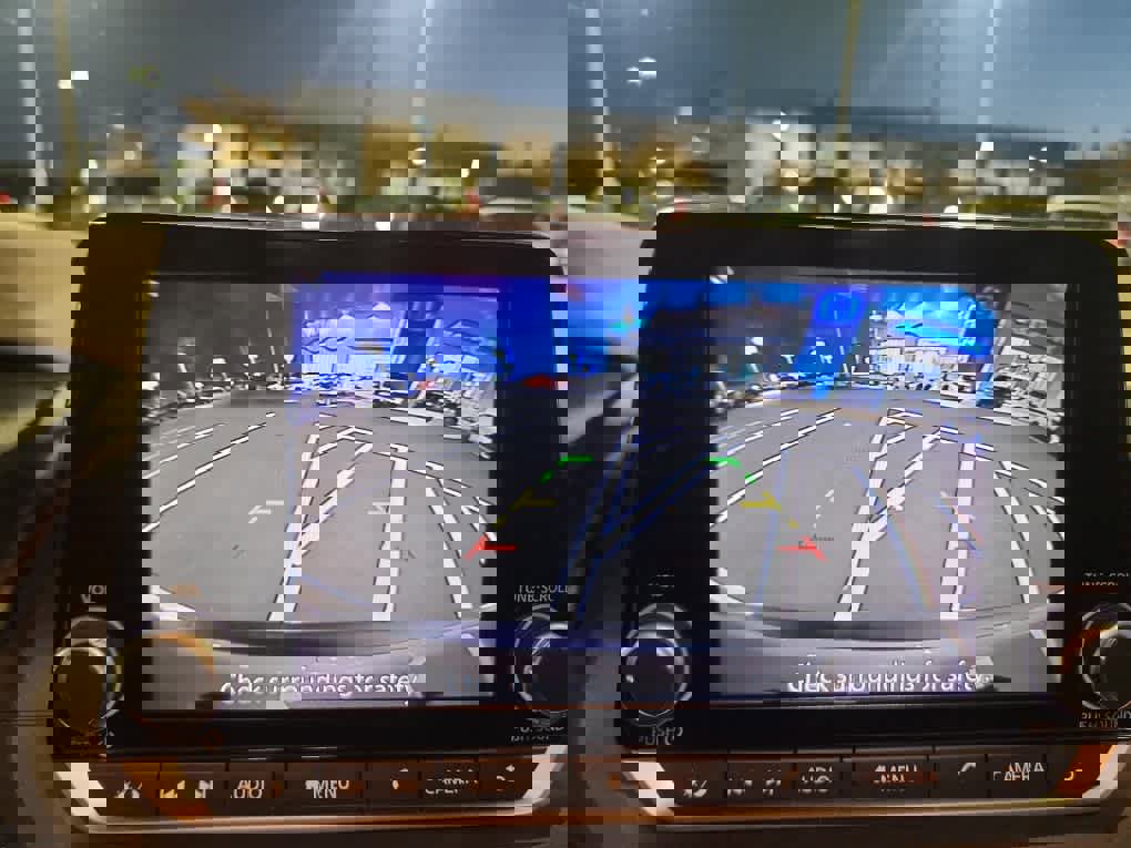 Used 2023 Nissan Rogue SV image 26