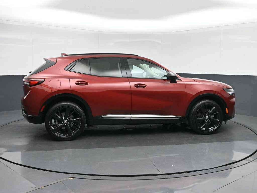 Used 2023 Buick Envision Essence w/ Sport Touring Package FWD image 8