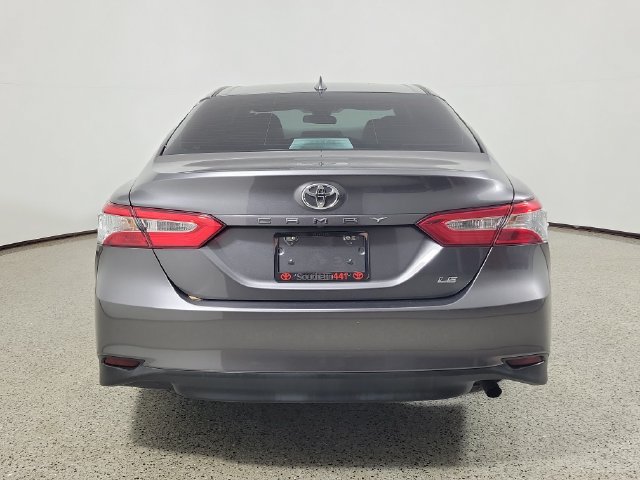 Used 2020 Toyota Camry LE FWD image 6
