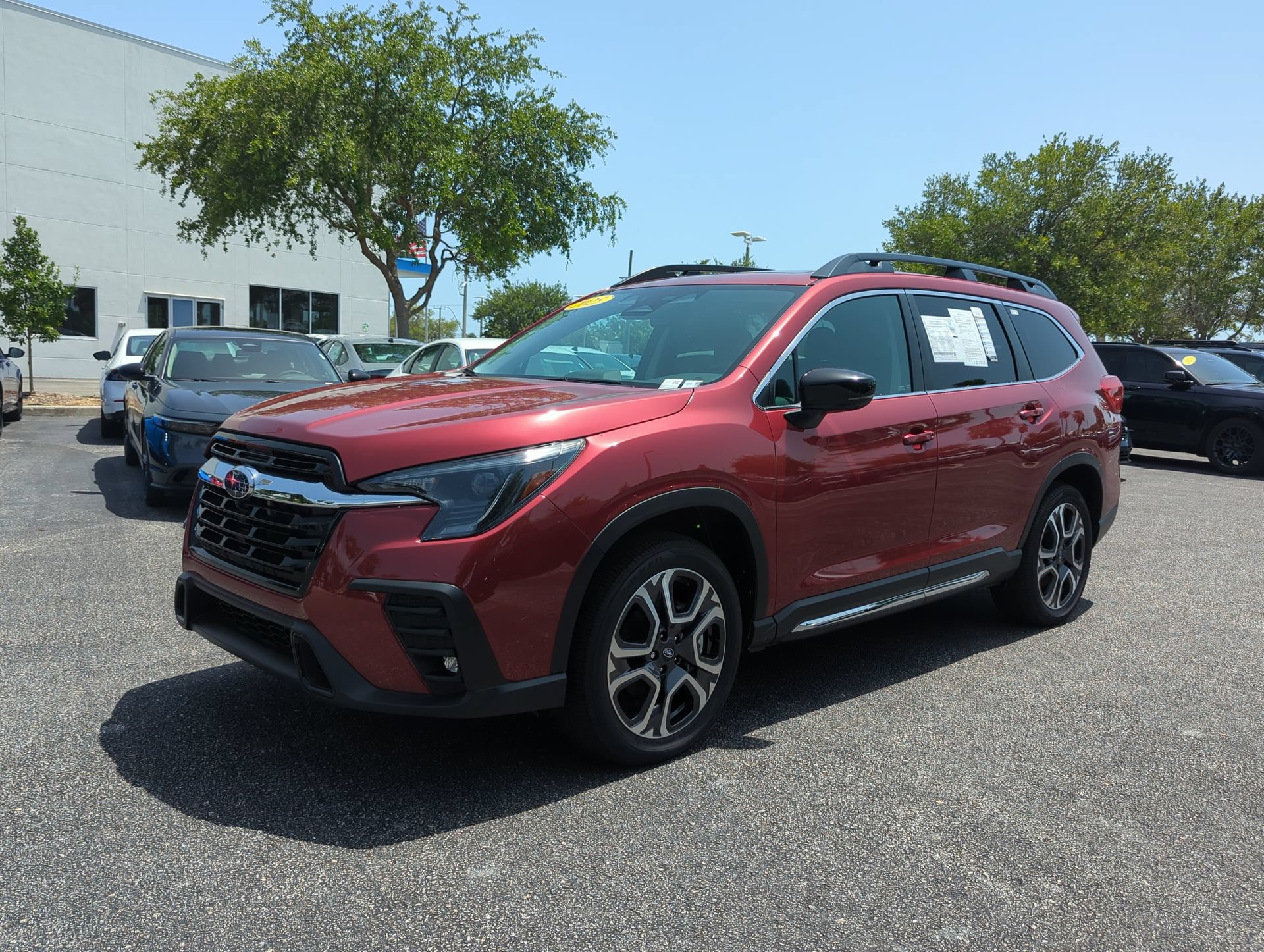 Used 2025 Subaru Ascent Limited w/ Popular Package #2 AWD/4WD image 10