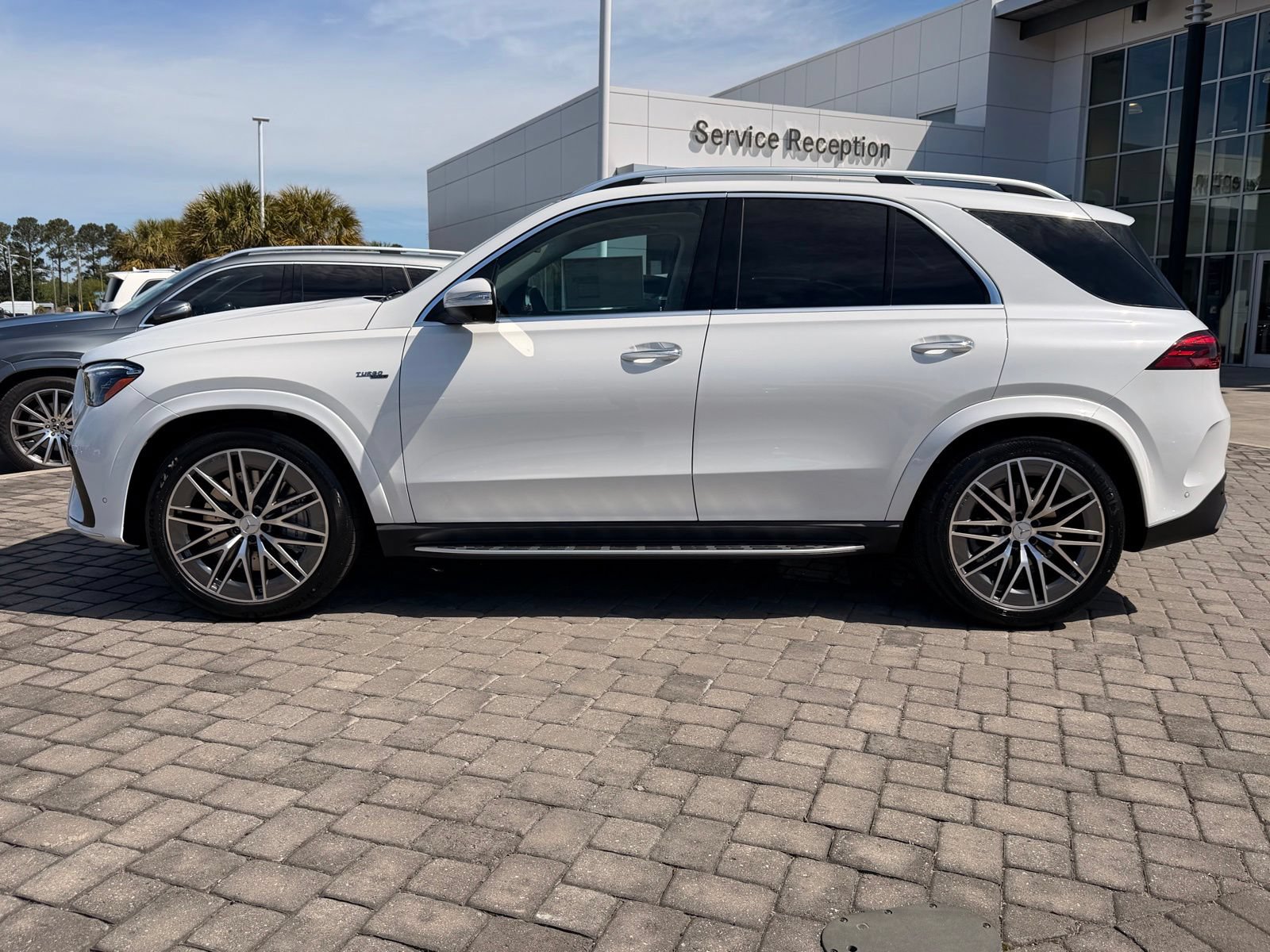 New 2026 Mercedes-Benz GLE 53 AMG 4MATIC image 9