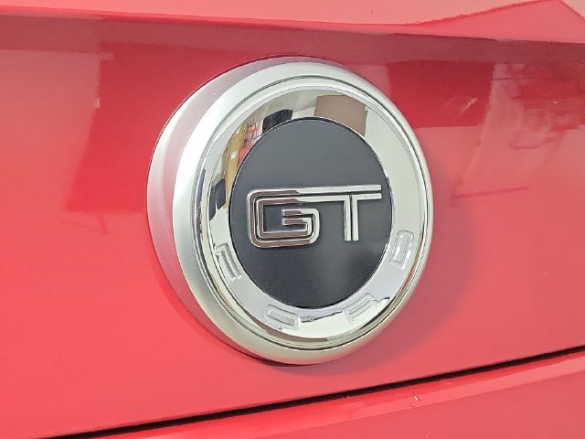 Used 2012 Ford Mustang GT Premium w/ Comfort Pkg RWD image 9