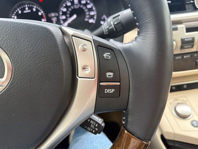 Used 2015 Lexus ES 350 w/ Premium Package image 33