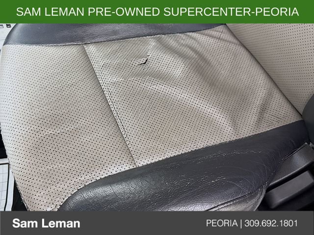 Used 2011 Chevrolet Aveo LT image 17