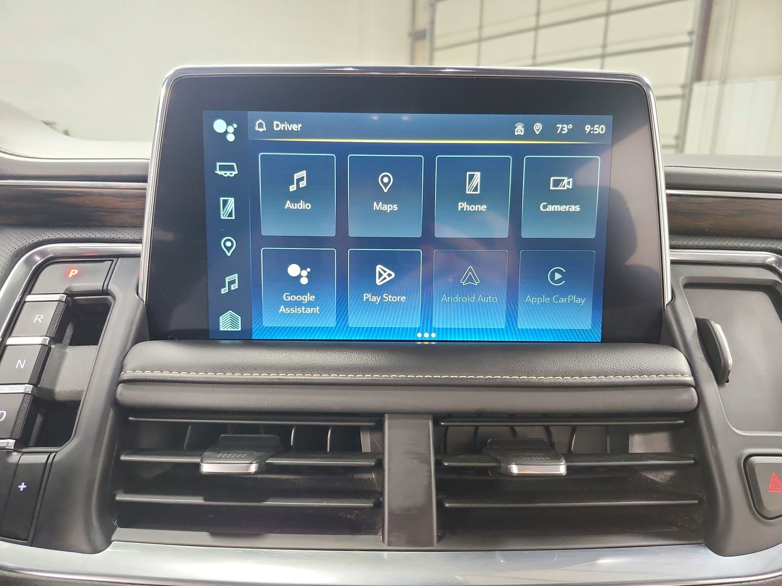 Used 2023 Chevrolet Suburban Premier AWD/4WD image 30