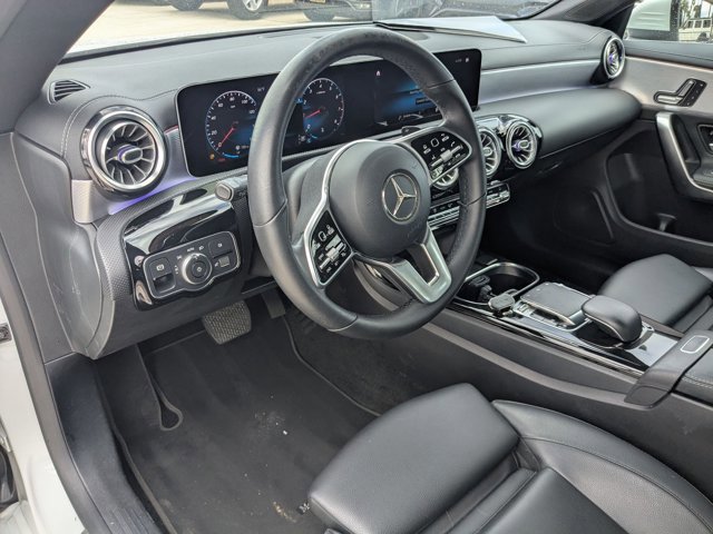 Used 2020 Mercedes-Benz CLA 250 image 10