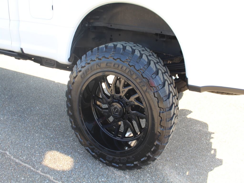 Used 2022 Ford F250 Lariat w/ Lariat Ultimate Package image 23