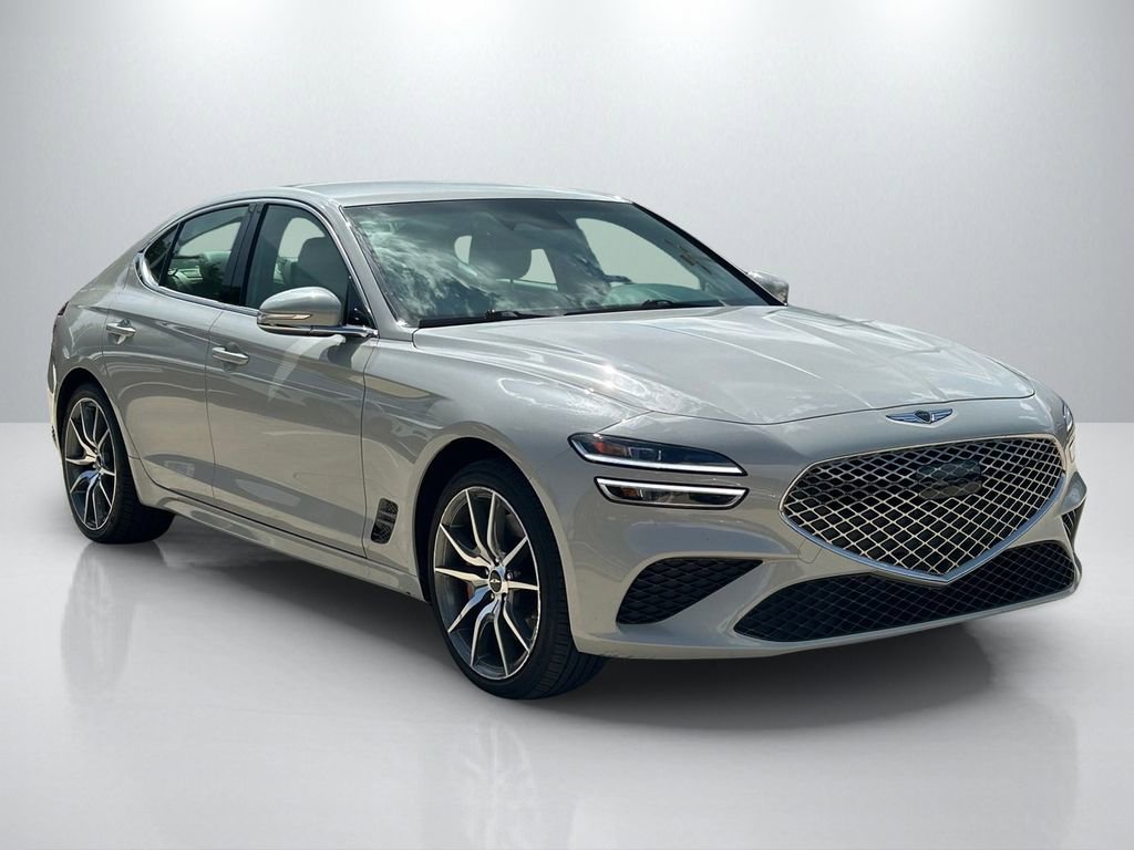 Used 2025 Genesis G70 2.5T RWD image 3