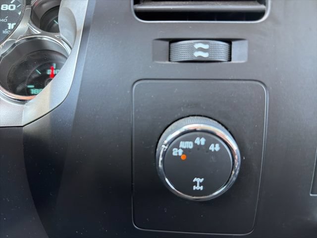 Used 2010 GMC Sierra 1500 SLE w/ Power Pack Plus AWD/4WD image 21