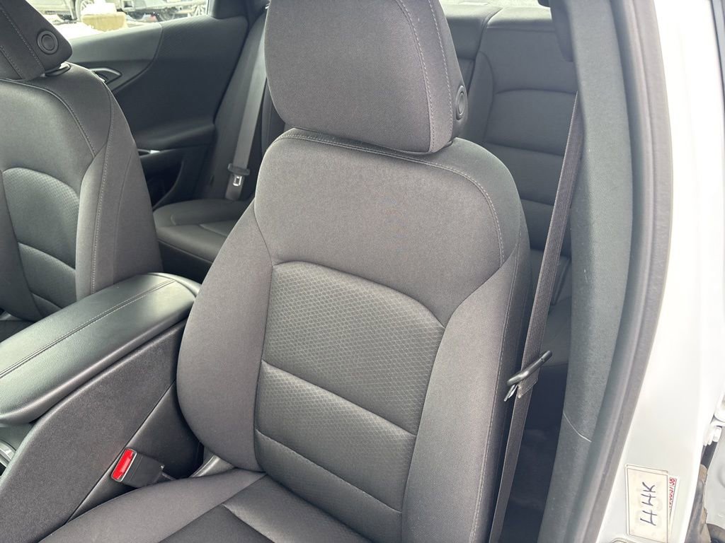 Used 2024 Chevrolet Malibu LT image 12