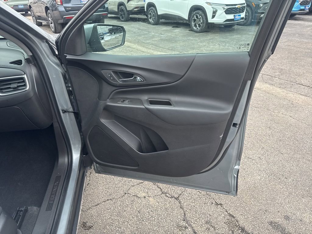 Used 2024 Chevrolet Equinox LT image 9