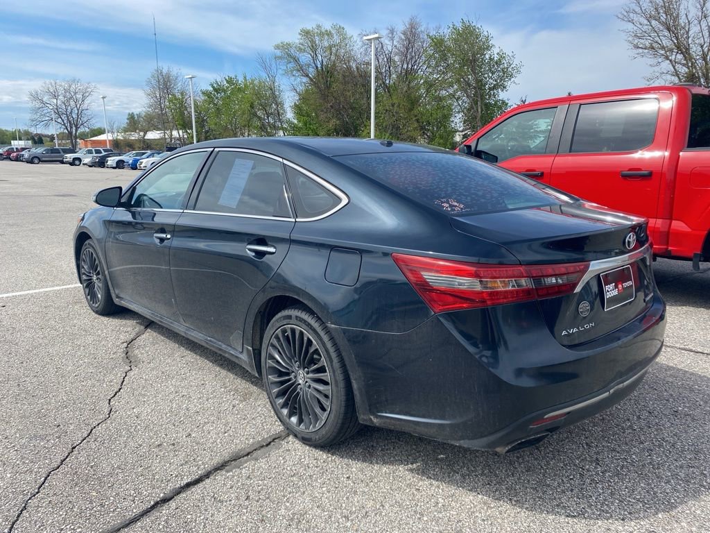 Used 2016 Toyota Avalon Touring FWD image 6