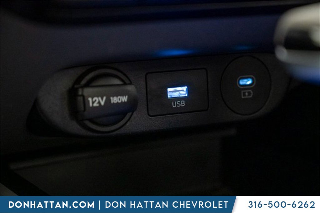 Used 2024 Hyundai Elantra SEL image 12