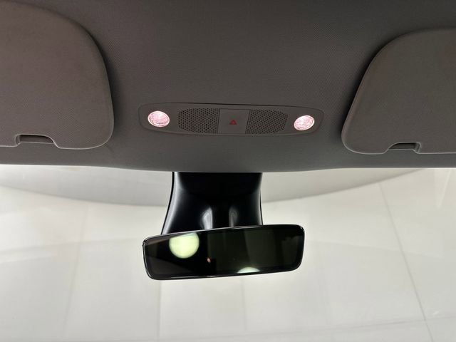 Used 2021 Tesla Model Y Long Range image 23