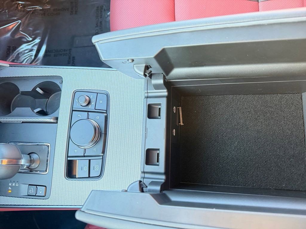 Used 2025 MAZDA CX-70 Plug-In Hybrid w/ Premium Plus image 23