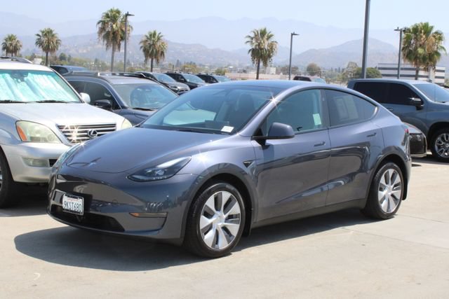 Used 2023 Tesla Model Y Long Range AWD/4WD image 3