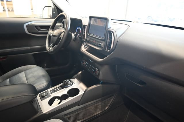 Used 2021 Ford Bronco Sport Outer Banks w/ Outer Banks Package AWD/4WD image 13