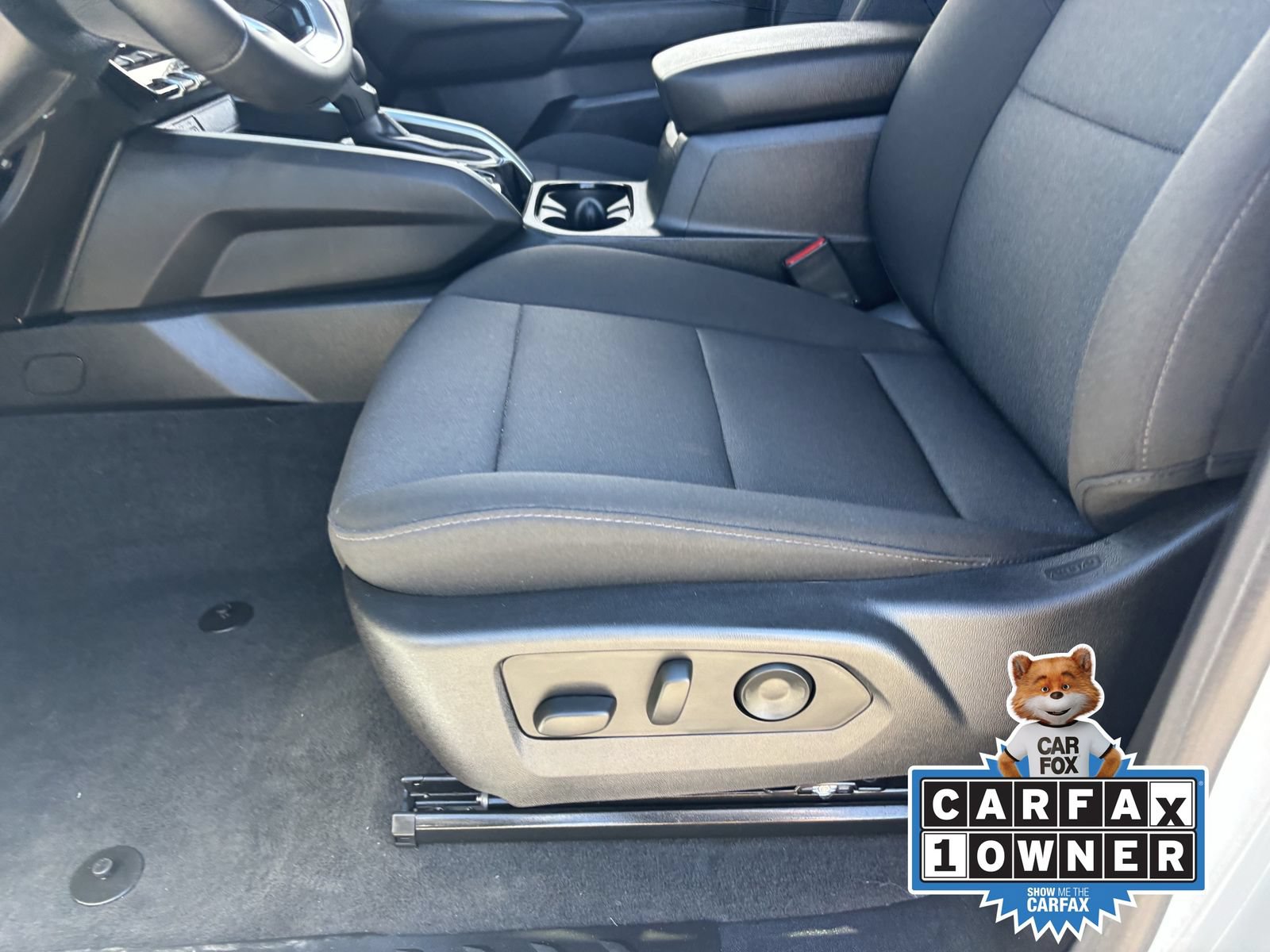 Used 2026 Chevrolet Colorado W/T w/ WT Custom Package RWD image 21