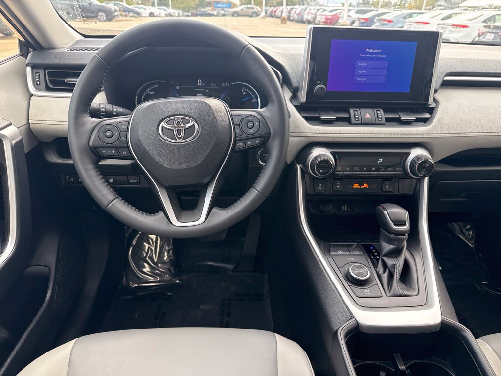 Certified 2023 Toyota RAV4 XLE Premium AWD/4WD image 11