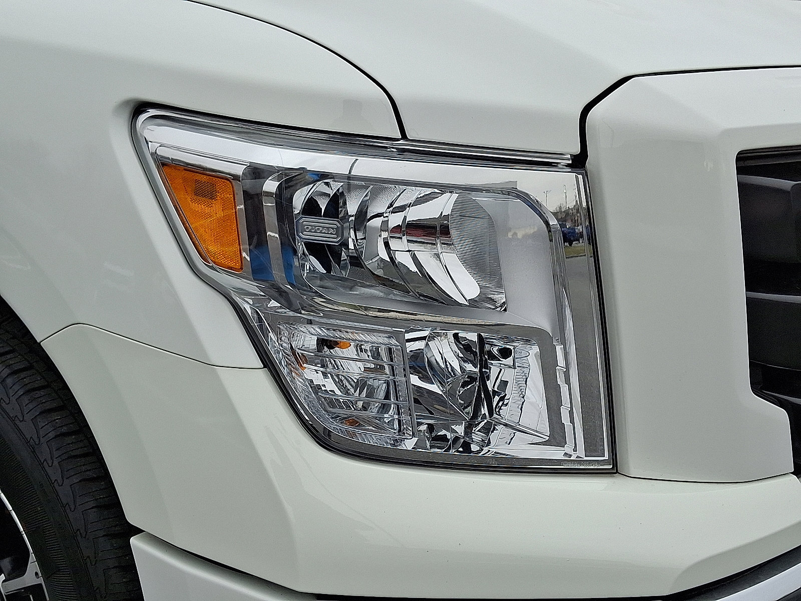 Certified 2024 Nissan Titan SV w/ Accessory Utility Package AWD/4WD image 10
