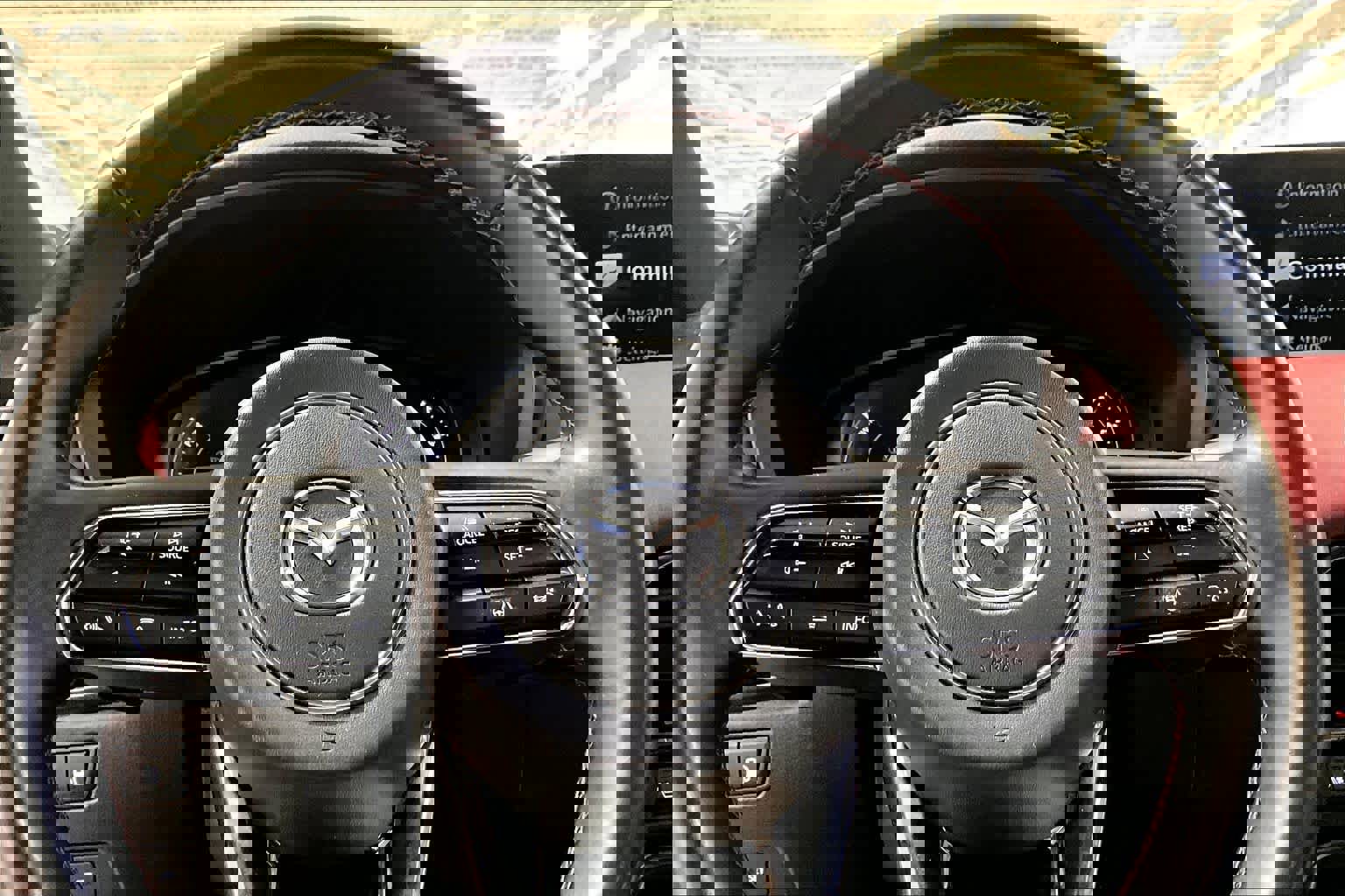 Used 2025 MAZDA CX-70 Plug-In Hybrid w/ Premium Plus image 30