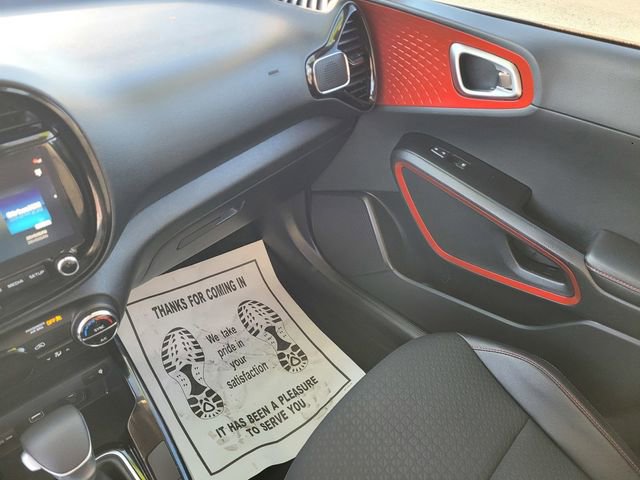 Used 2025 Kia Soul GT-Line image 13