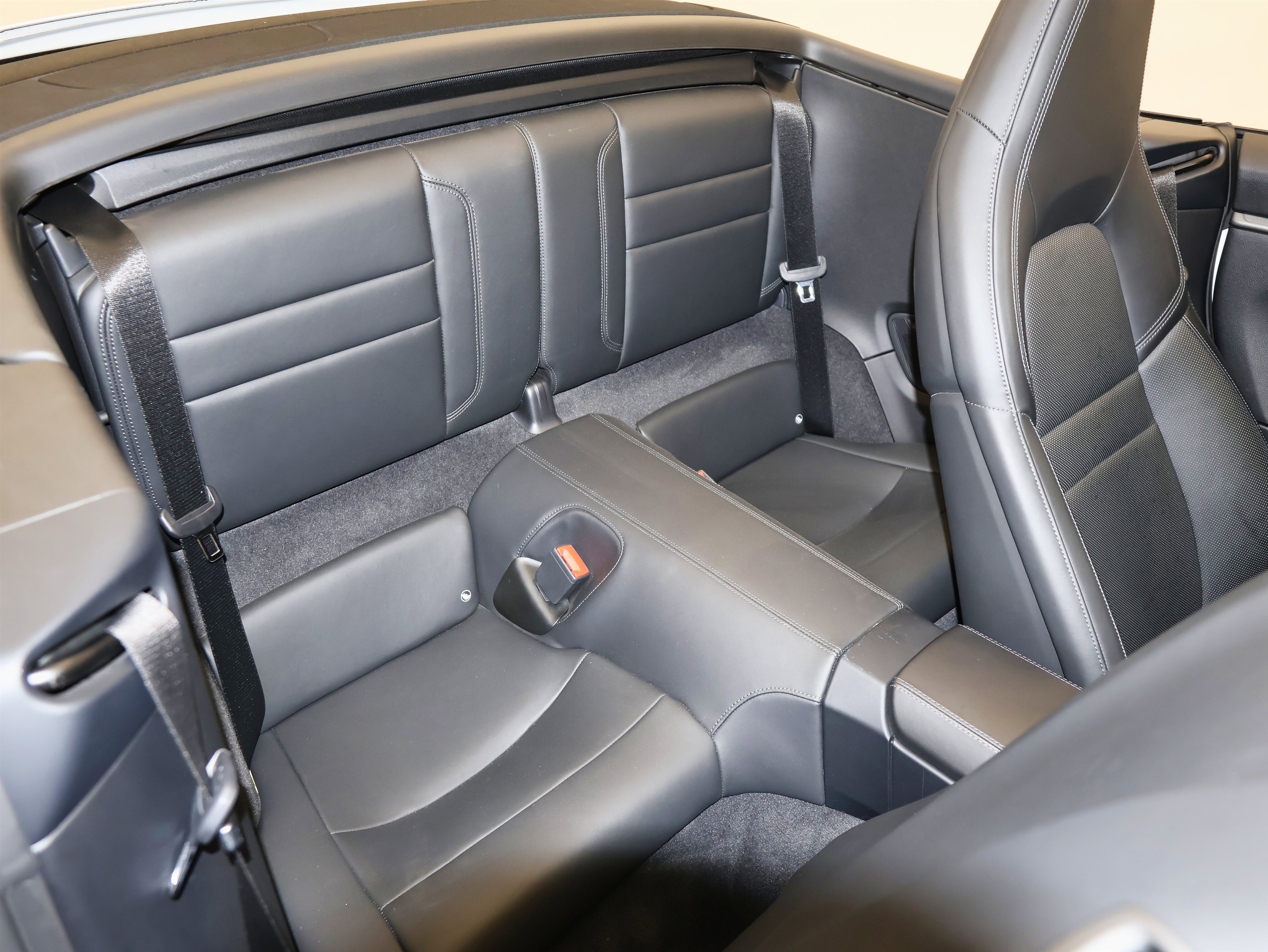 Used 2020 Porsche 911 Carrera 4S image 47