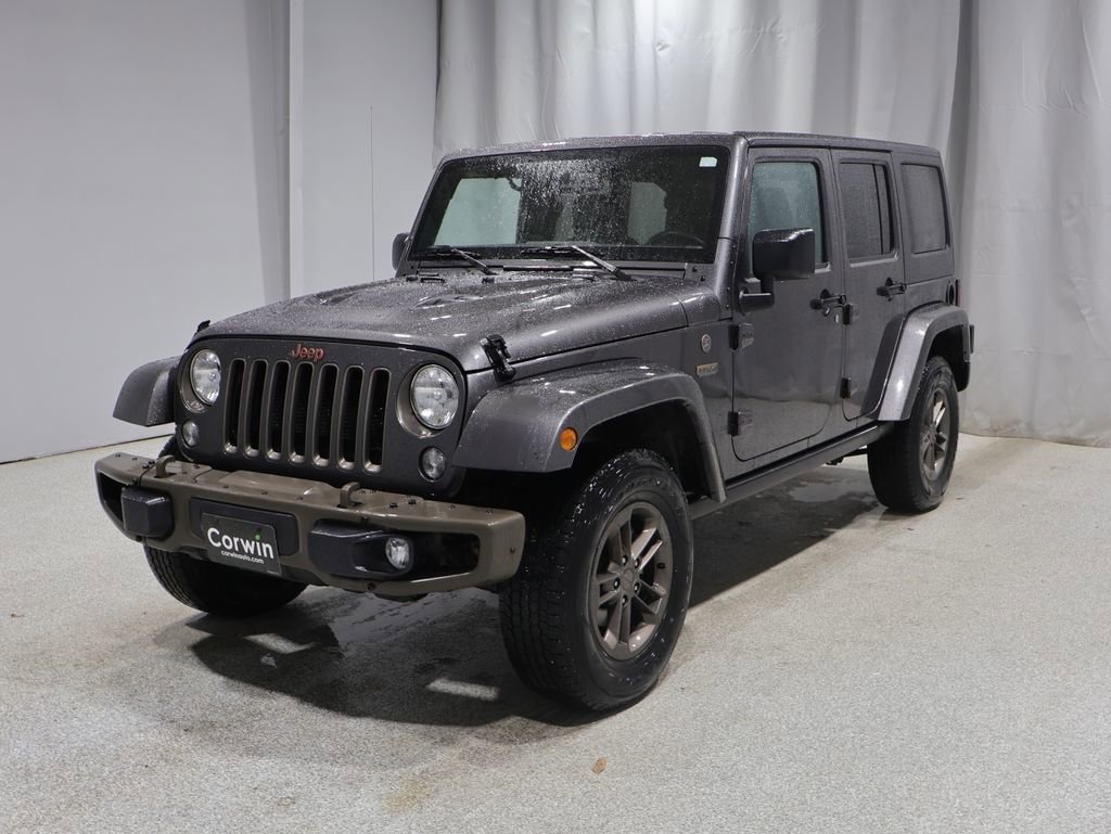 Used 2016 Jeep Wrangler Unlimited Sahara AWD/4WD image 8