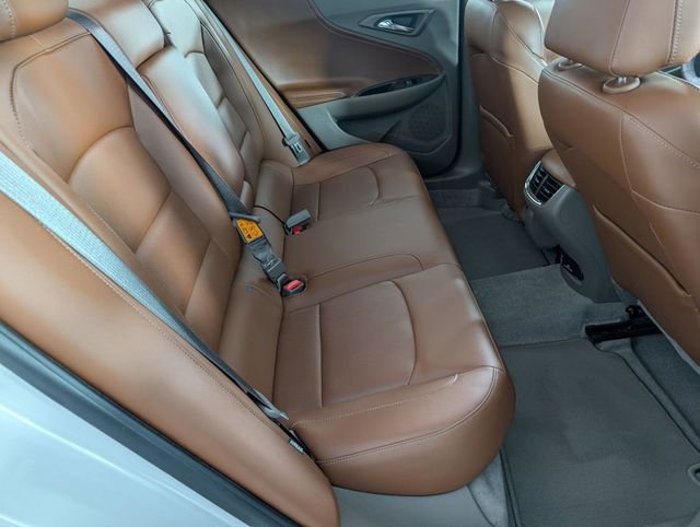 Used 2018 Chevrolet Malibu Premier w/ Premier Sun and Wheel Package FWD image 30