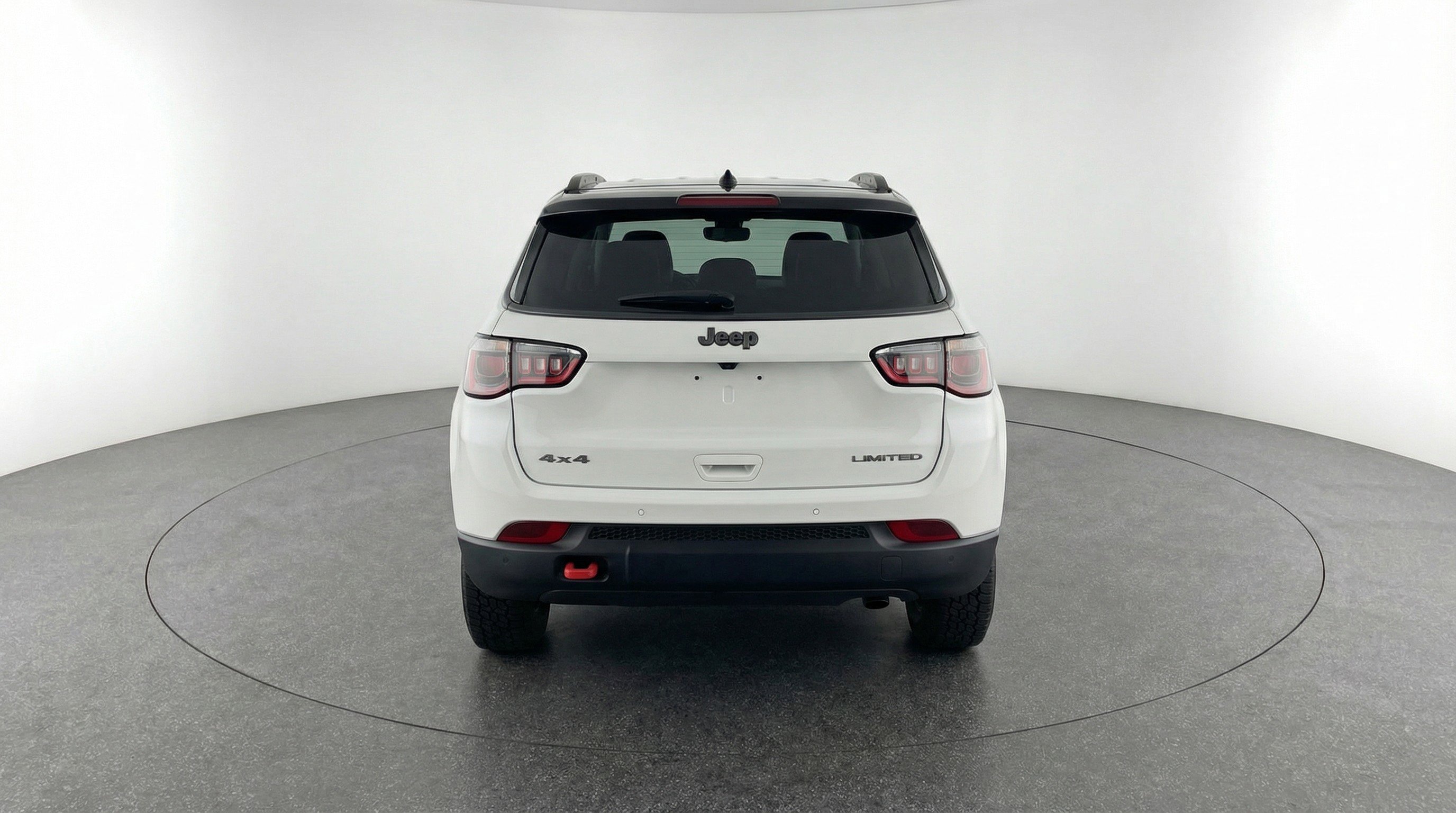 Used 2025 Jeep Compass Trailhawk AWD/4WD image 7