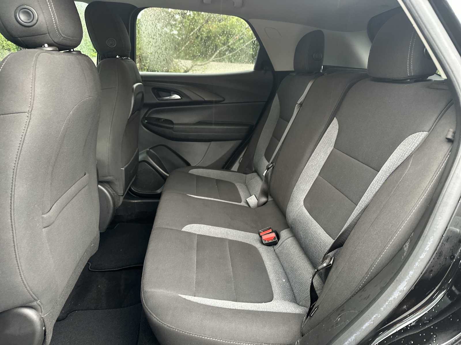 Certified 2022 Chevrolet TrailBlazer LT w/ Convenience Package FWD image 17