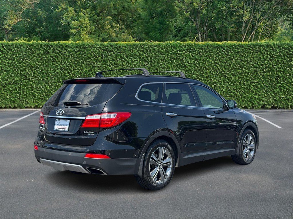 Used 2015 Hyundai Santa Fe Limited w/ Option Group 04 FWD image 3