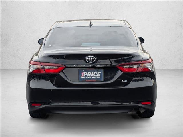 Used 2024 Toyota Camry LE image 7