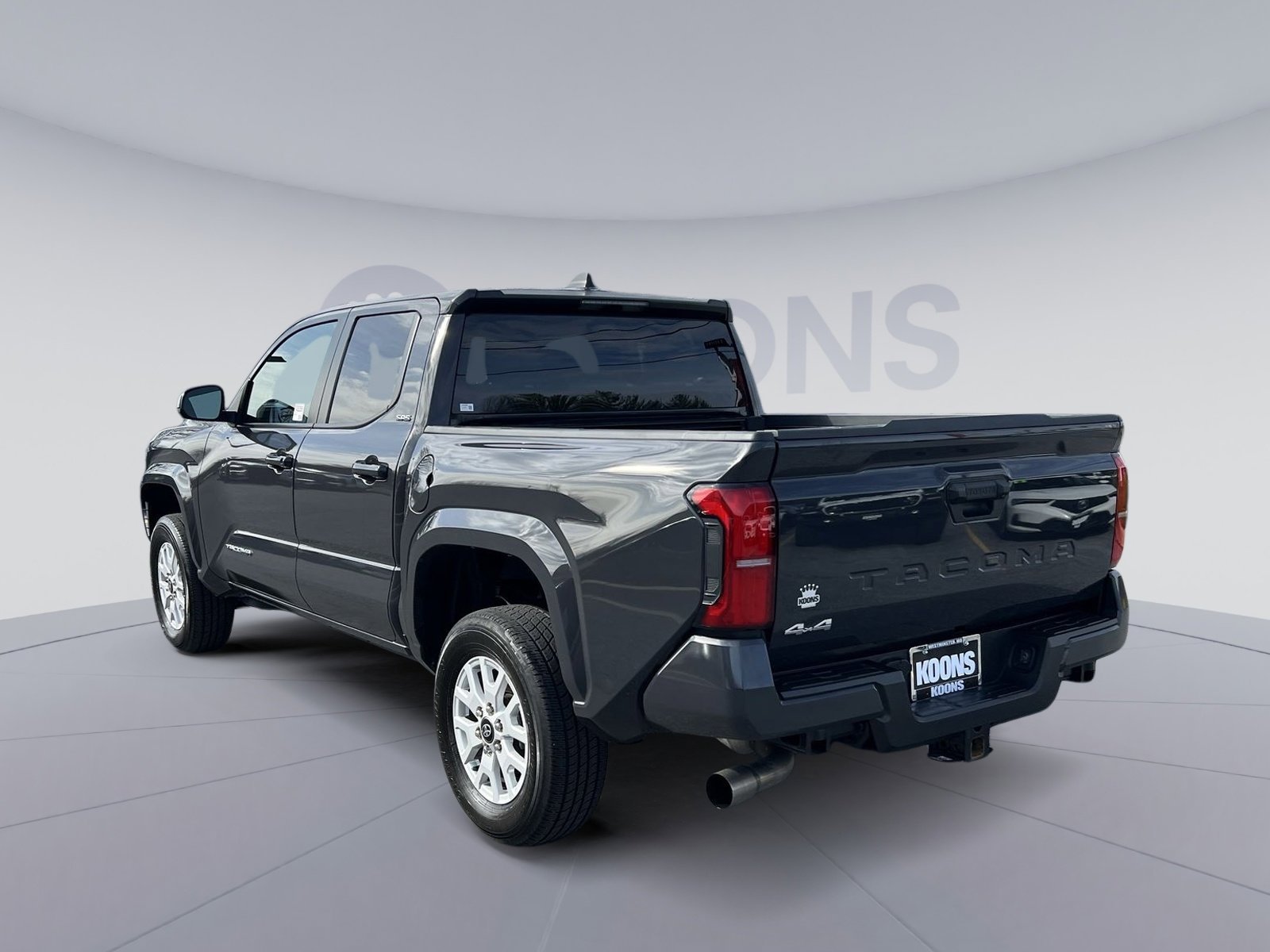 Used 2024 Toyota Tacoma SR5 image 4