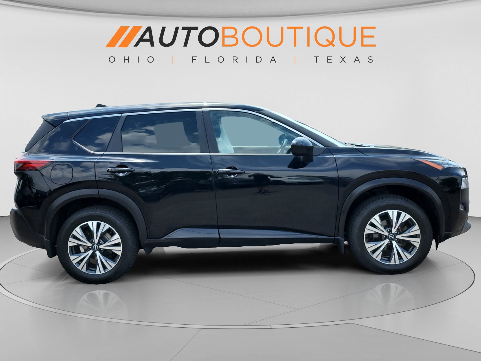 Used 2023 Nissan Rogue SV AWD/4WD image 6