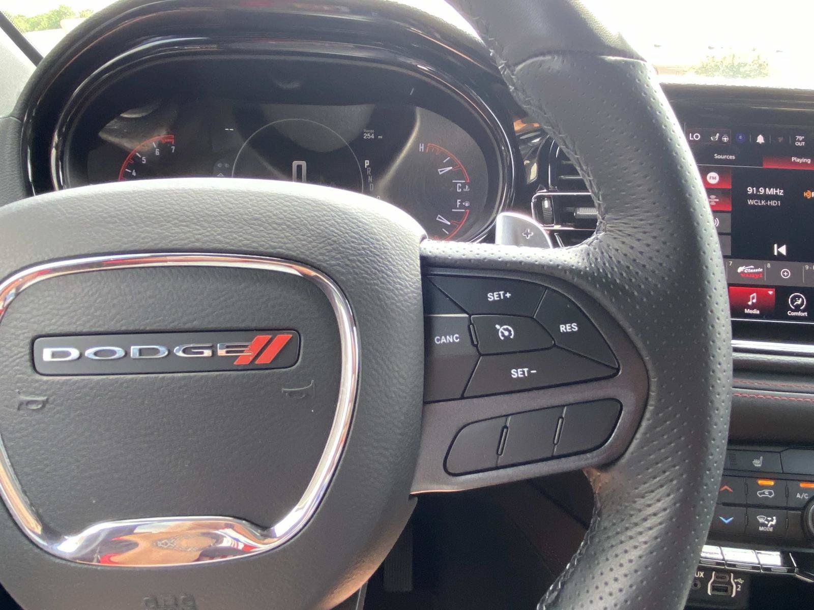 Used 2025 Dodge Durango GT RWD image 42