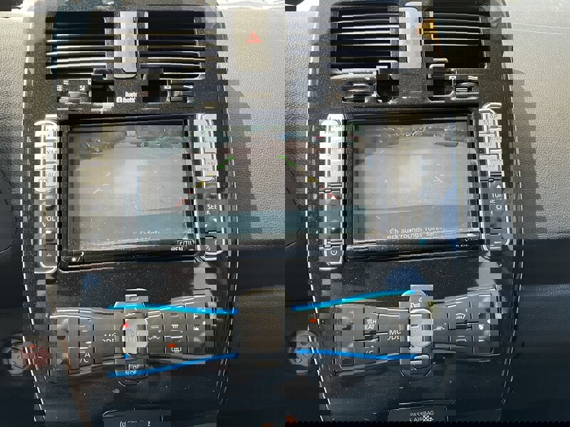 Used 2017 Nissan Leaf SV image 23