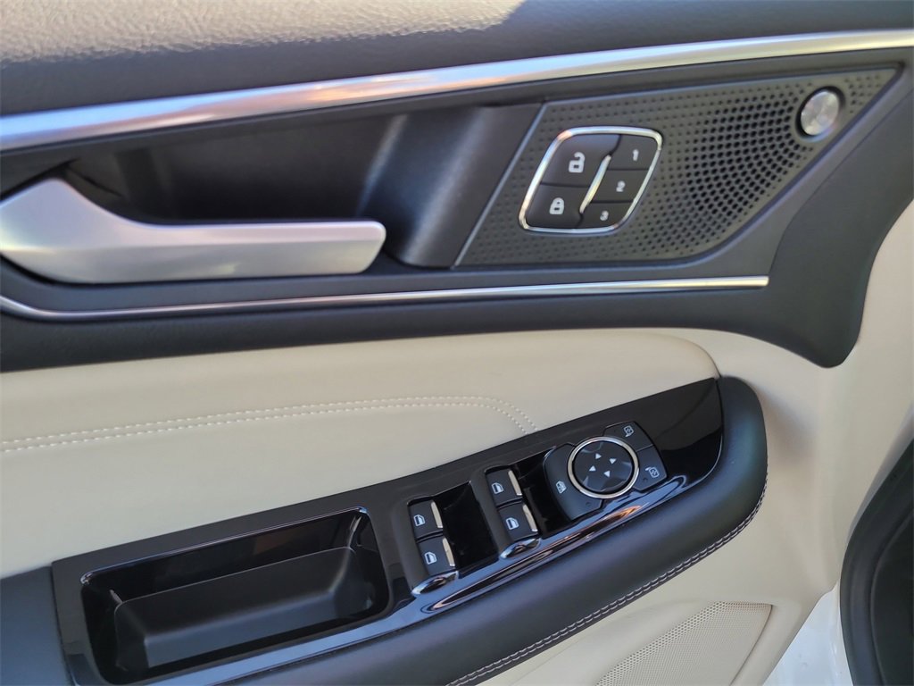 Certified 2020 Ford Edge Titanium image 16