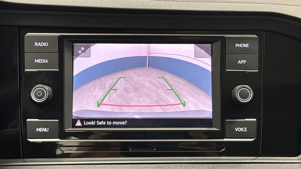 Used 2023 Volkswagen Jetta SE FWD image 14