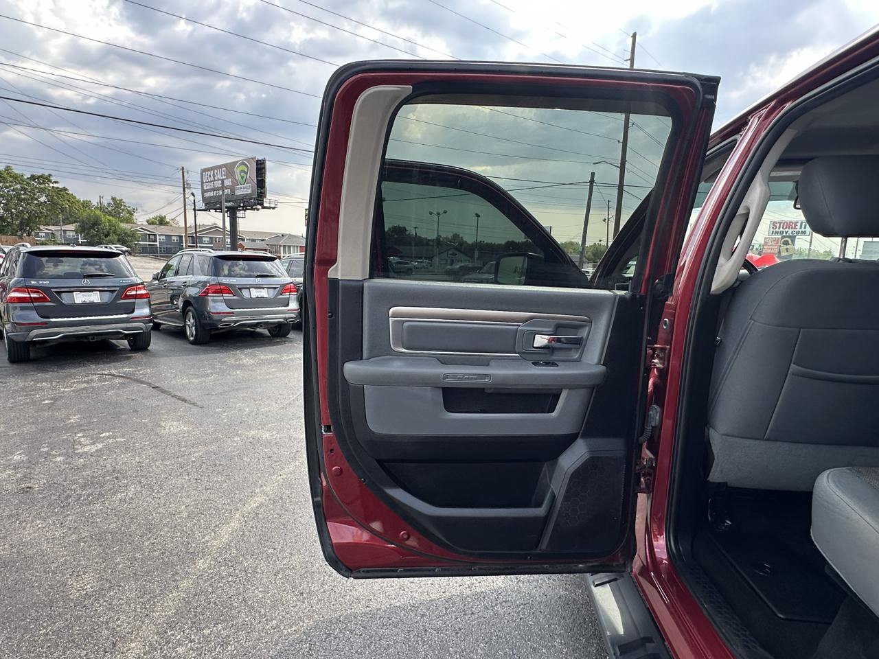 Used 2012 RAM 1500 Express RWD image 27