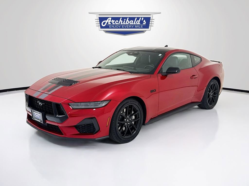 Used 2024 Ford Mustang GT RWD image 3