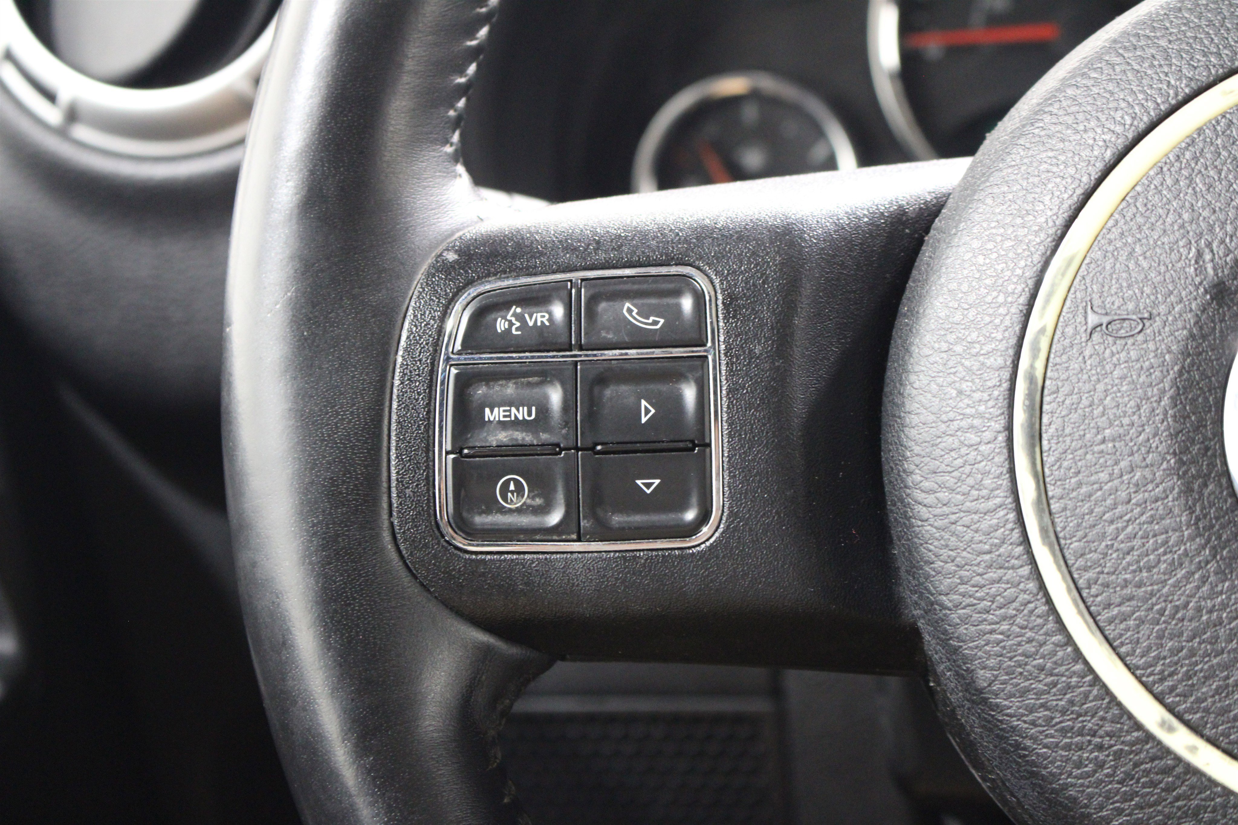 Used 2016 Jeep Wrangler Unlimited Sahara w/ Max Tow Package image 10