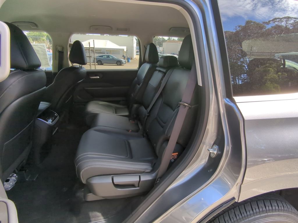 New 2026 Nissan Armada SV RWD image 25