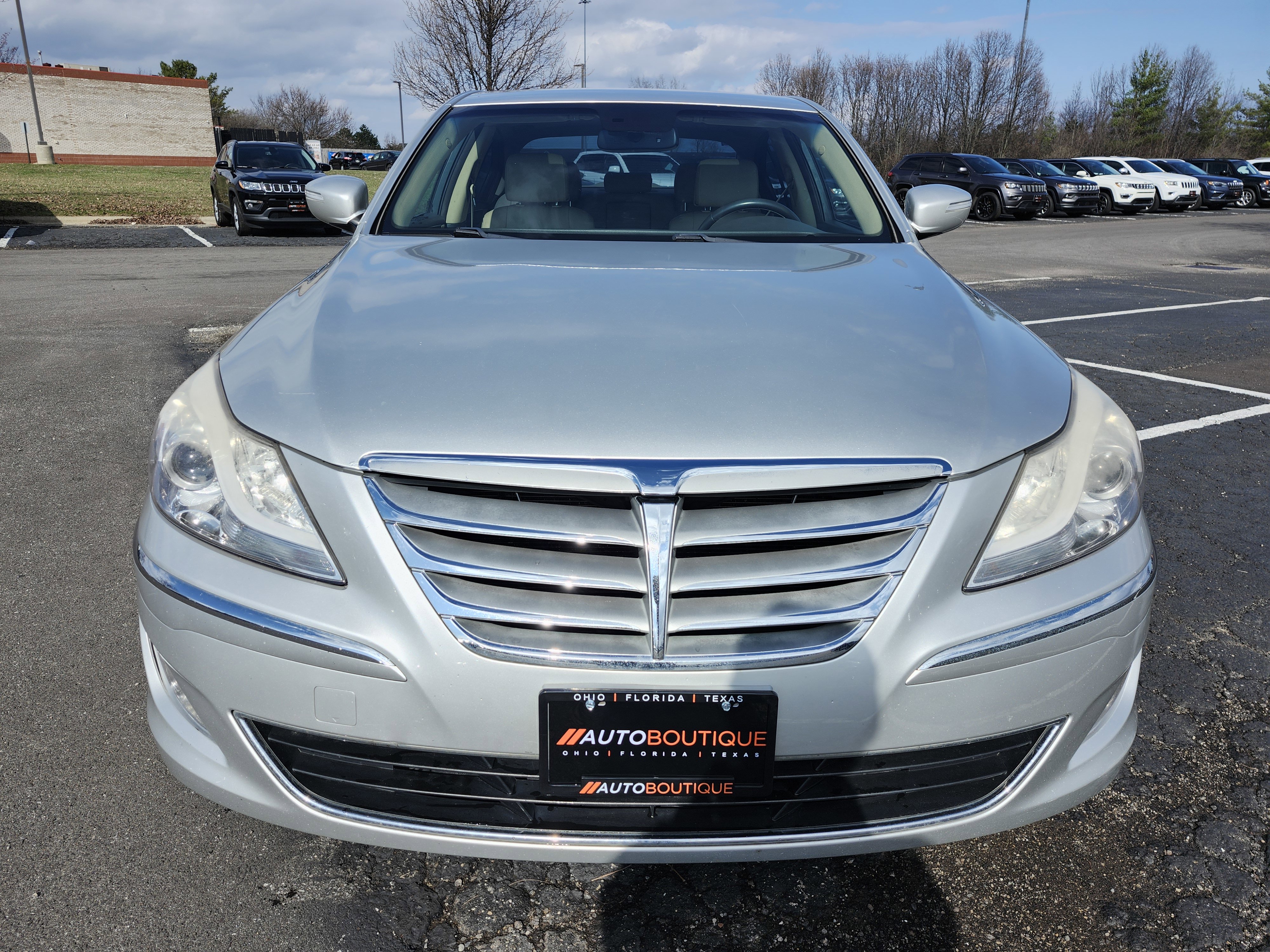 Used 2013 Hyundai Genesis 3.8 w/ Premium Pkg image 13