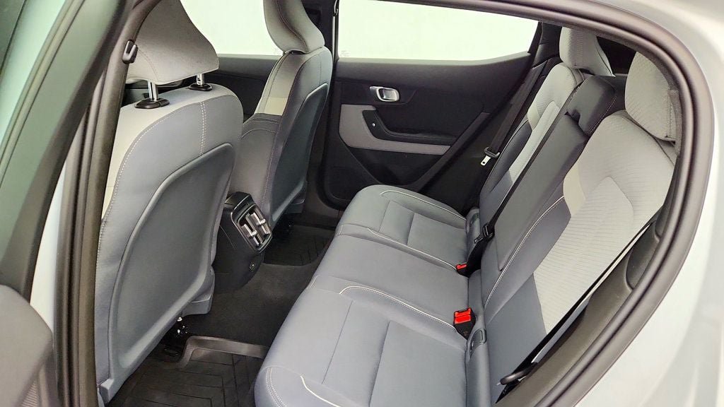 Used 2023 Polestar Polestar 2 w/ Pilot Pack AWD/4WD image 19