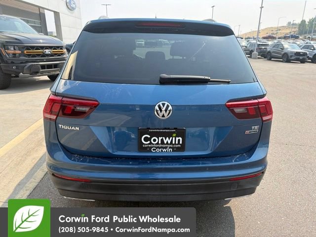 Used 2018 Volkswagen Tiguan S w/ 3rd Row Seat Package AWD/4WD image 6